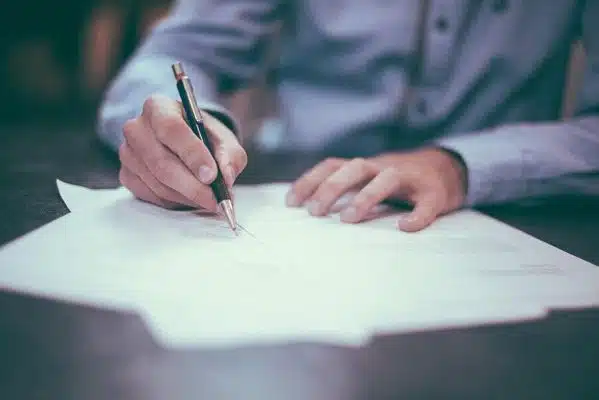 5 Điều Khoản Cơ Bản Trong Hợp Đồng Dịch Vụ SEO Mà Bạn Nên Biết